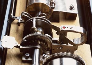 アルミ押出材料加工のできる企業です